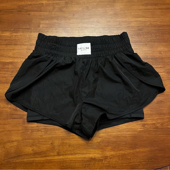 aerie Pants - Aerie Offline The Hugger Champ Black Athletic Shorts